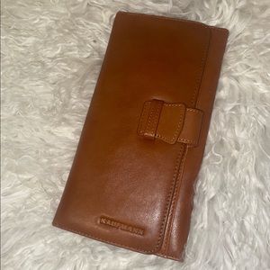 Kaufmann Leather Travel Organizer